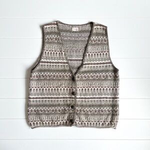 Vintage Alps Button-Front Sweater Vest